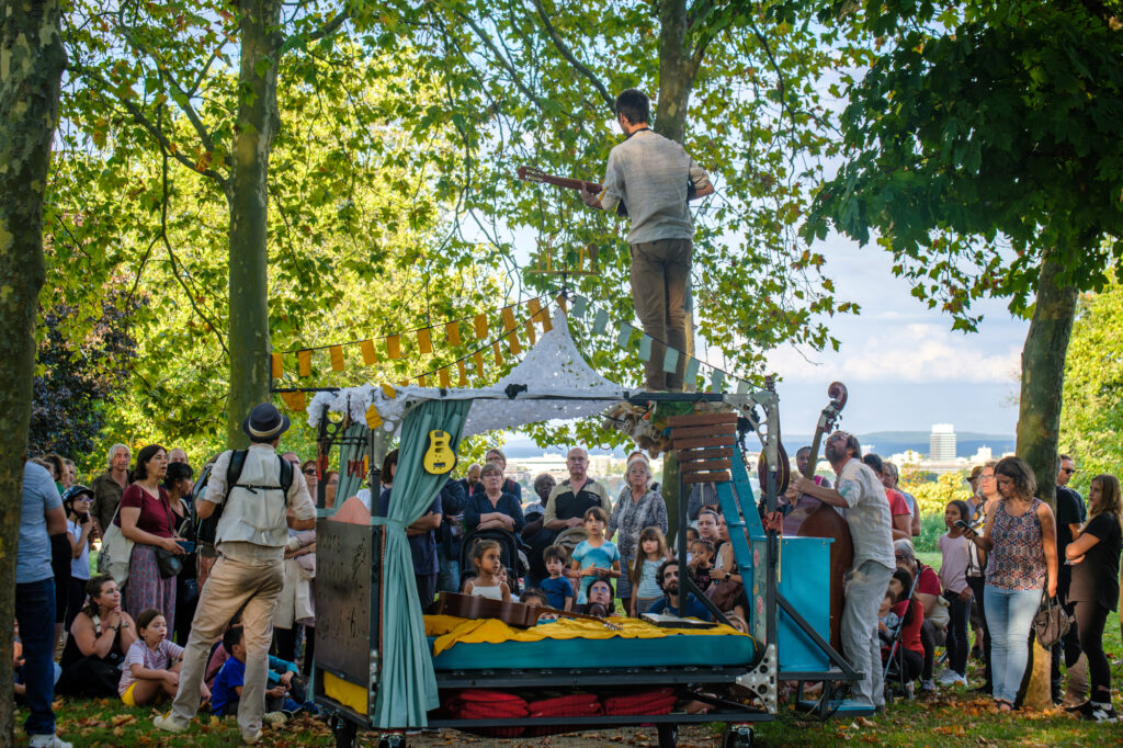 Voyage au bout du lit © Dominique Chauvin